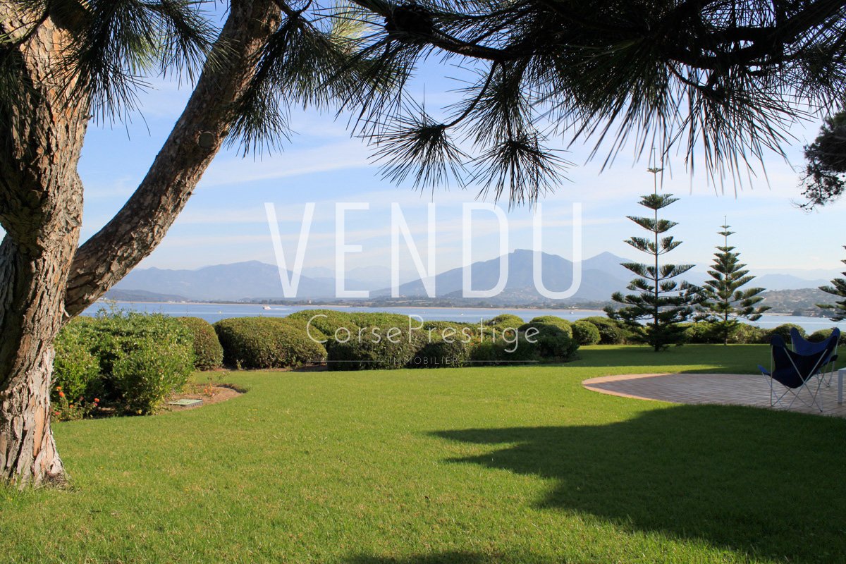 golfe-ajaccio-propriete-pieds-dans-l-eau-n04 (1) golfe-ajaccio-propriete-pieds-dans-l-eau-n04 (1)
