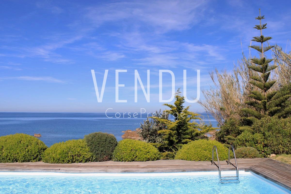 golfe-ajaccio-villa-pieds-dans-l-eau-m09 golfe-ajaccio-villa-pieds-dans-l-eau-m09
