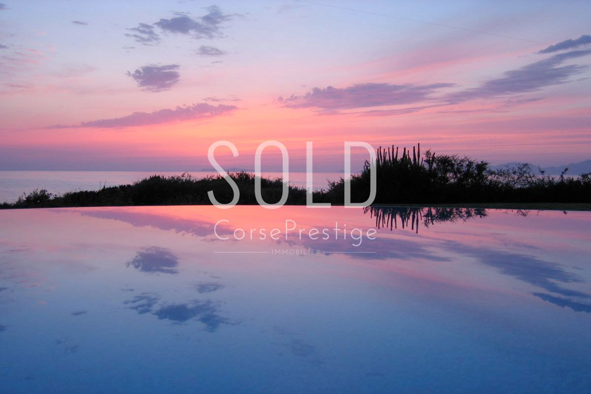 villa-seafront-gulf-ajaccio-k13